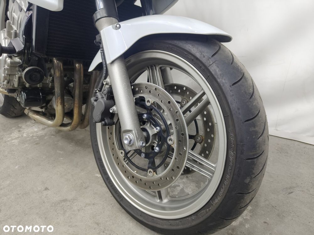 Honda CBF - 4