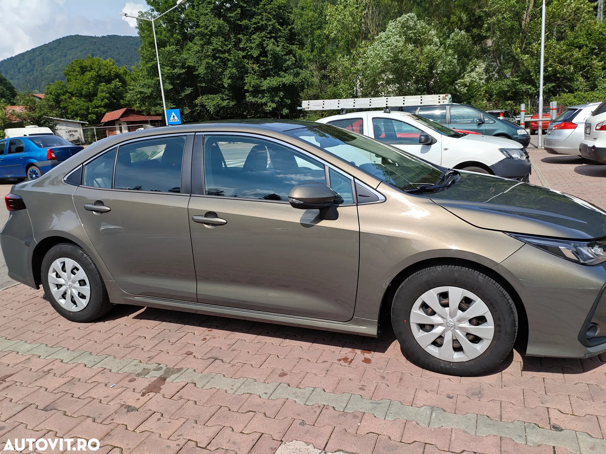 Toyota Corolla Sedan 1.6 CVT Dynamic - 3
