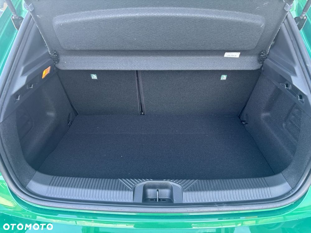 Renault Clio - 9