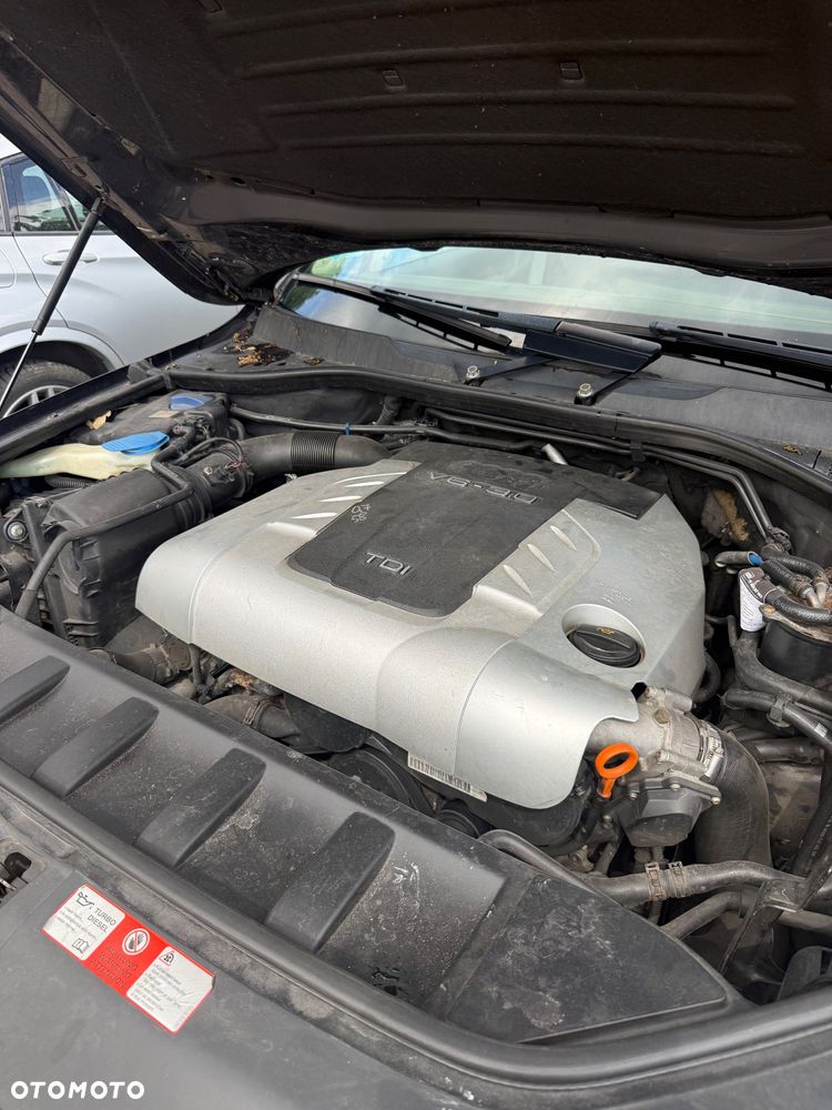 Audi Q7 3.0 TDI Quattro Tiptronic - 11