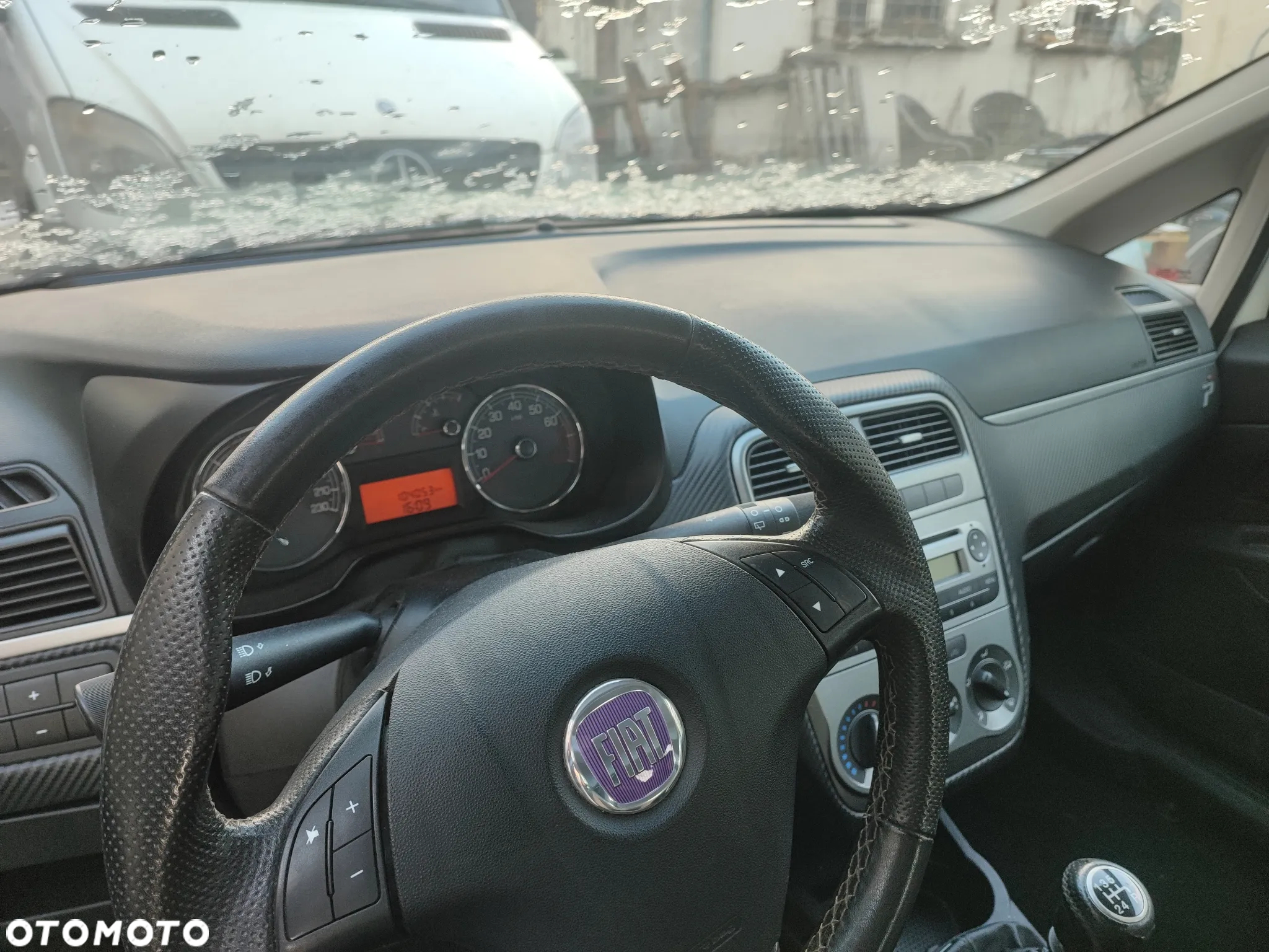 Fiat Grande Punto - 14