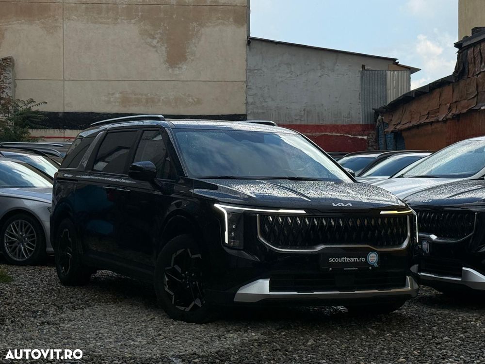 Kia Carnival - 3