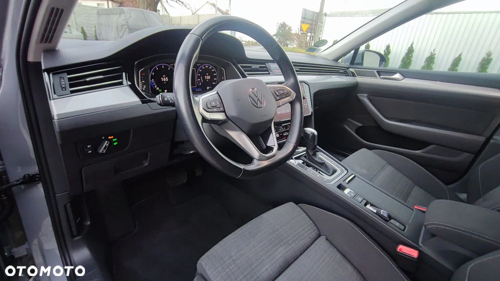 Volkswagen Passat 2.0 TSI Business DSG - 24