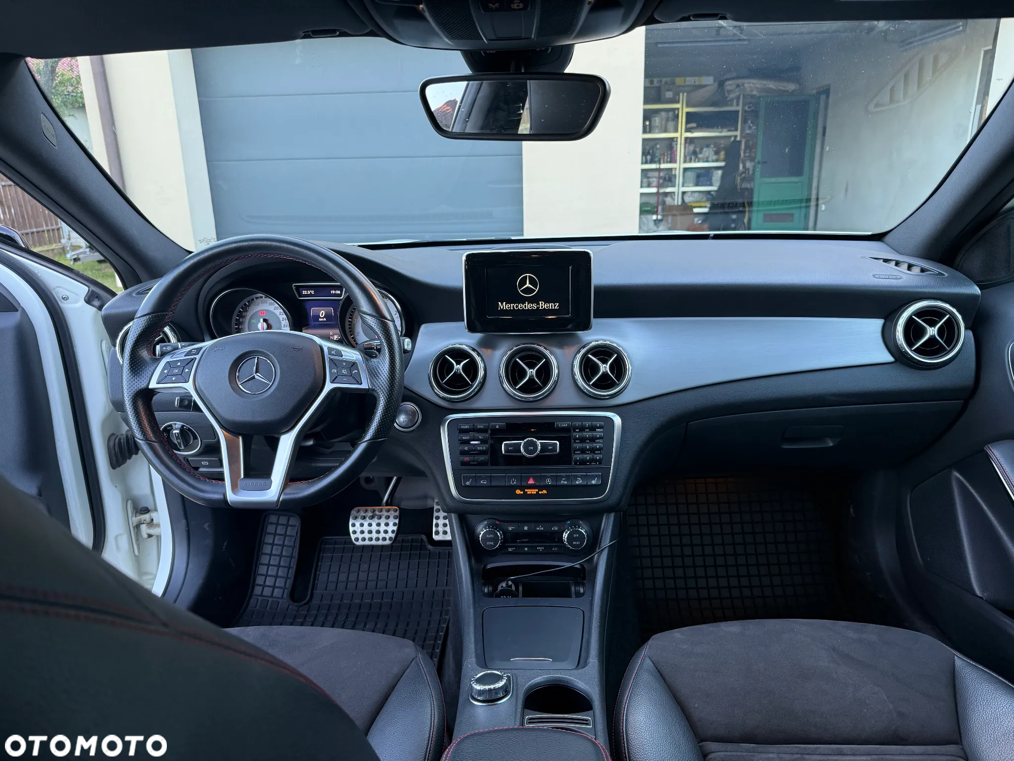 Mercedes-Benz GLA 250 4-Matic - 7