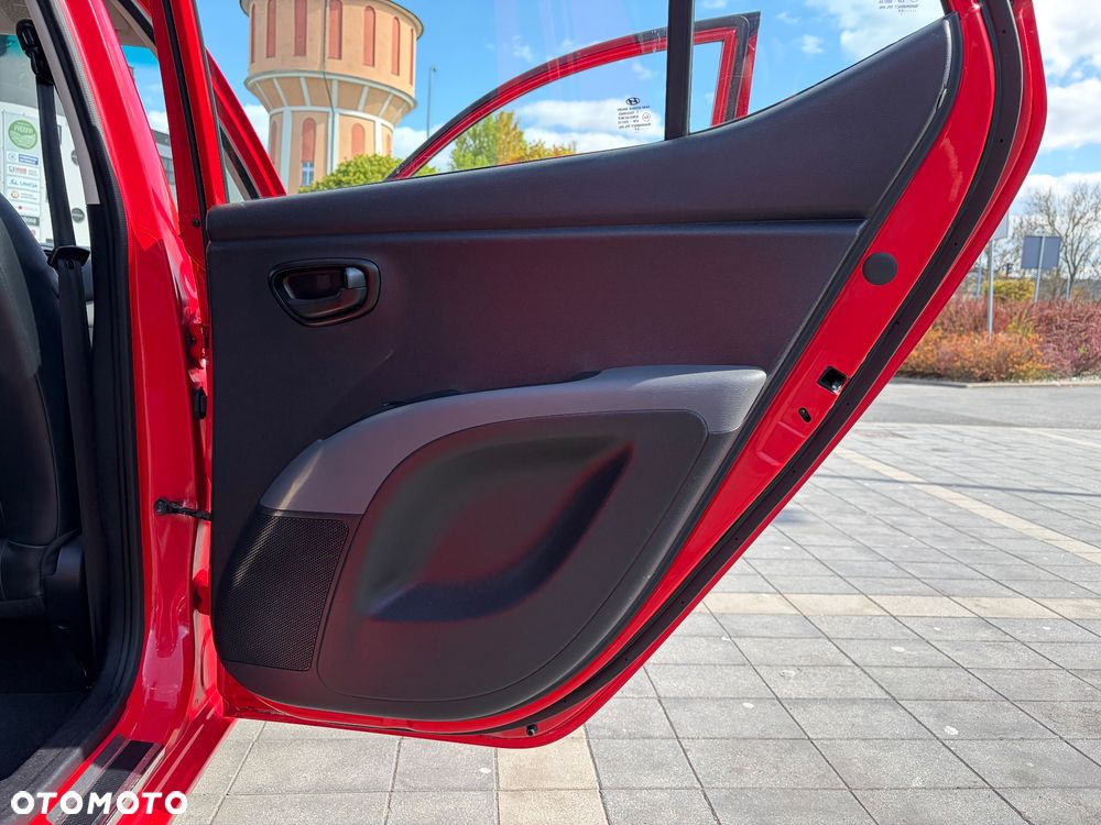 Hyundai i10 1.1 Edition Plus - 25