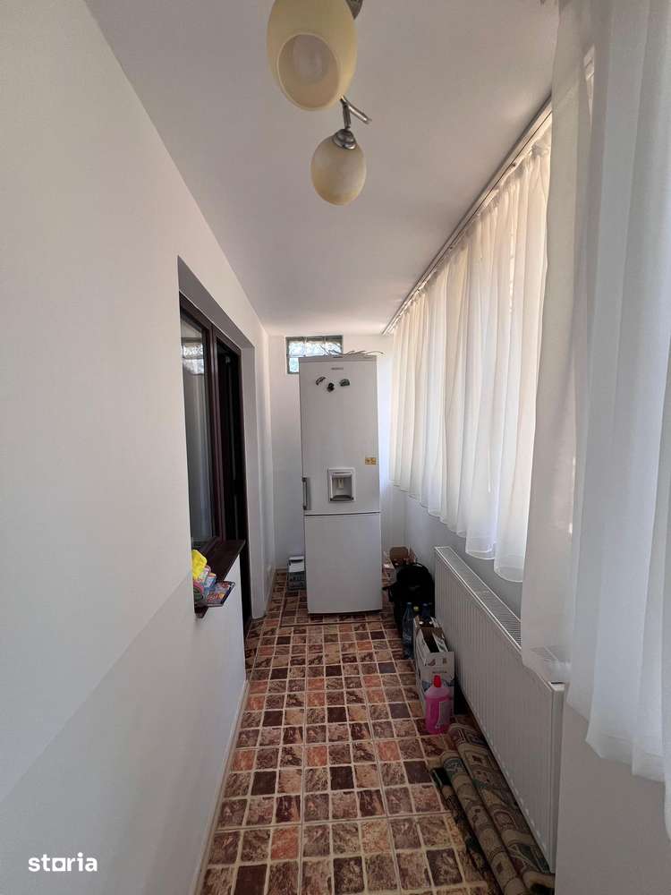 Marasesti-Apartament 2 camere decomandat,mobilat,62000Euro. - Imagine principală: 2/9