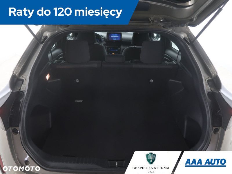 Toyota Yaris Cross - 16