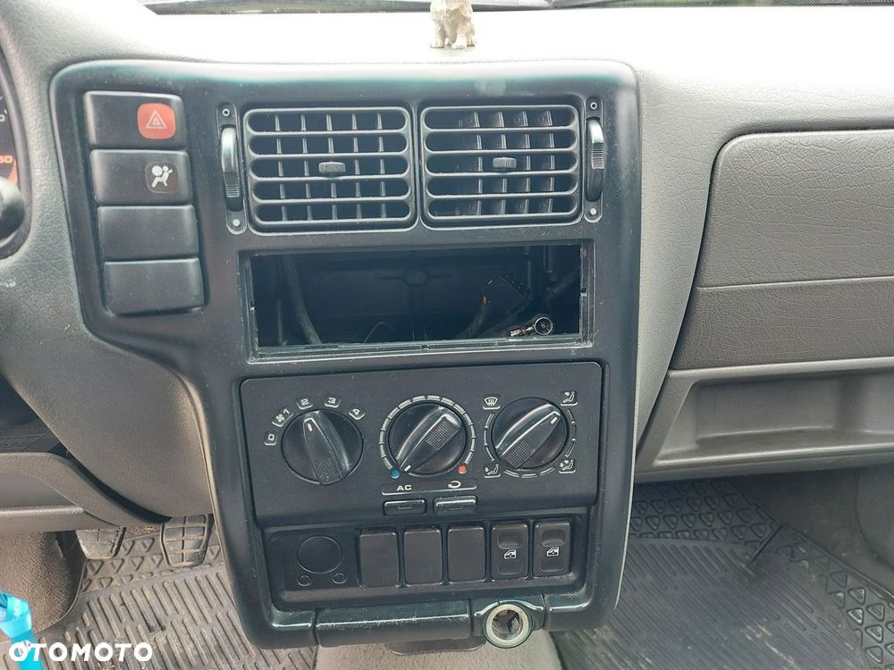 Volkswagen Caddy - 16