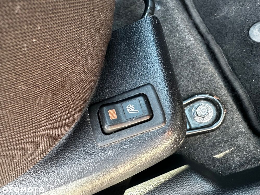 Mazda 2 1.5 Exclusive + - 9