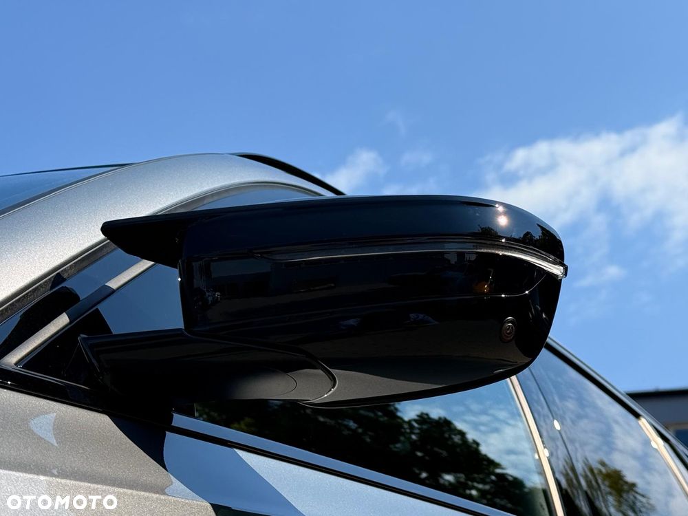 BMW Seria 3 M340i xDrive - 13