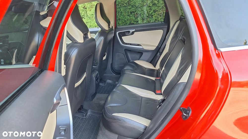 Volvo XC 60 - 32
