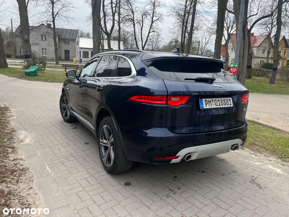 Jaguar F-Pace - 14