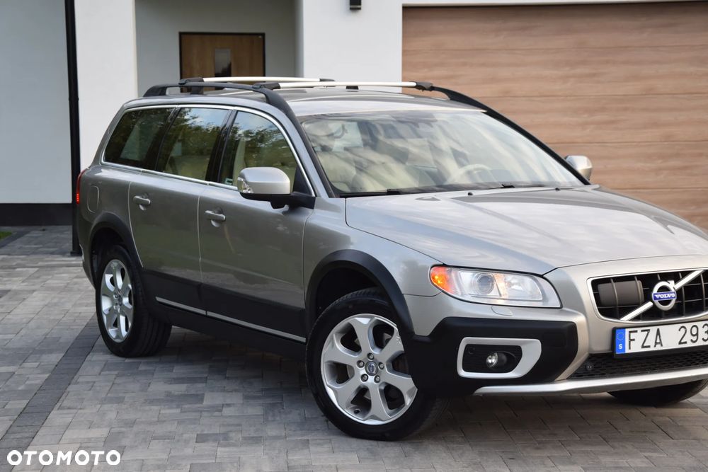 Volvo XC 70 D5 AWD Summum - 12