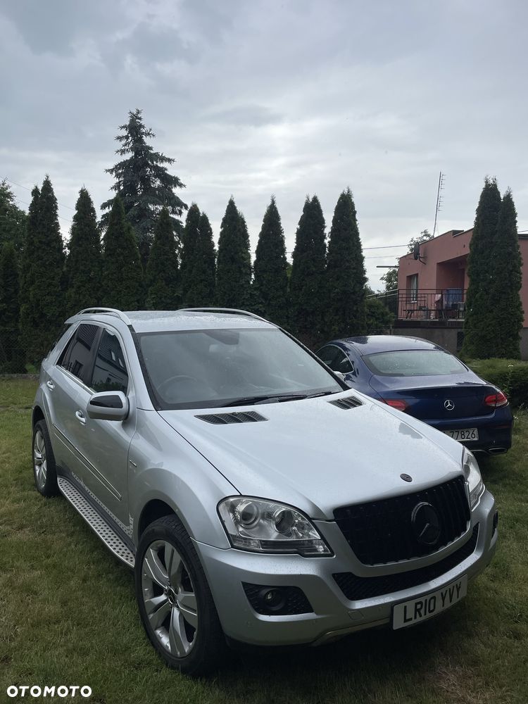Mercedes-Benz ML - 4