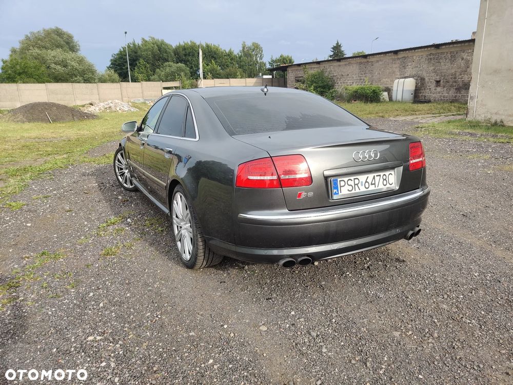 Audi S8 5.2 FSI Quattro - 5