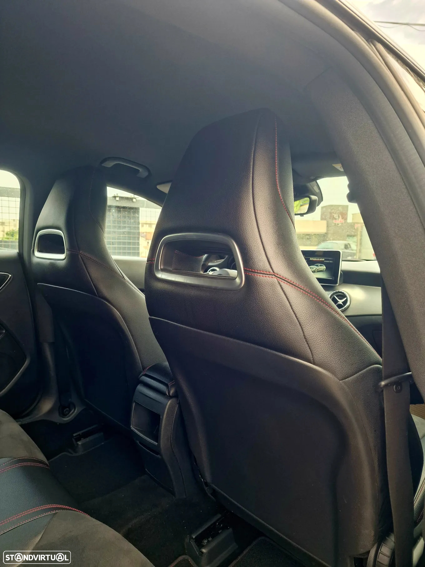 Mercedes-Benz CLA 180 d Shooting Brake AMG Line Aut. - 4