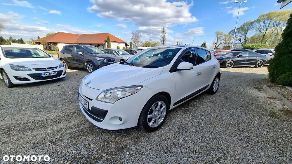 Renault Megane TCe 130 Night and Day - 18