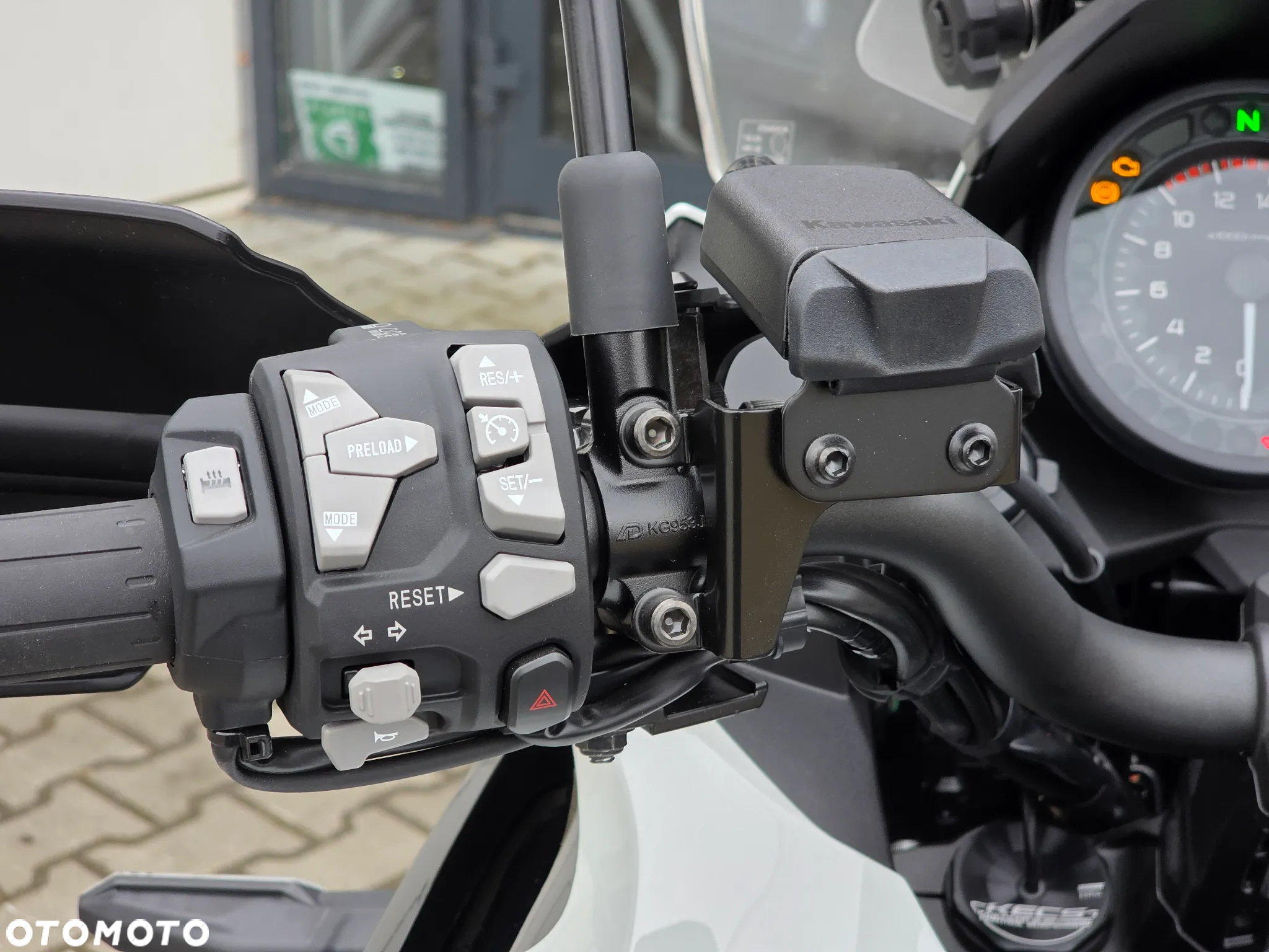 Kawasaki Versys 1000 - 19