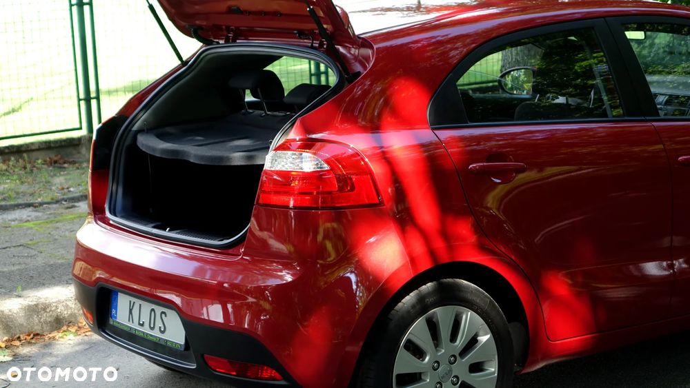 Kia Rio - 35