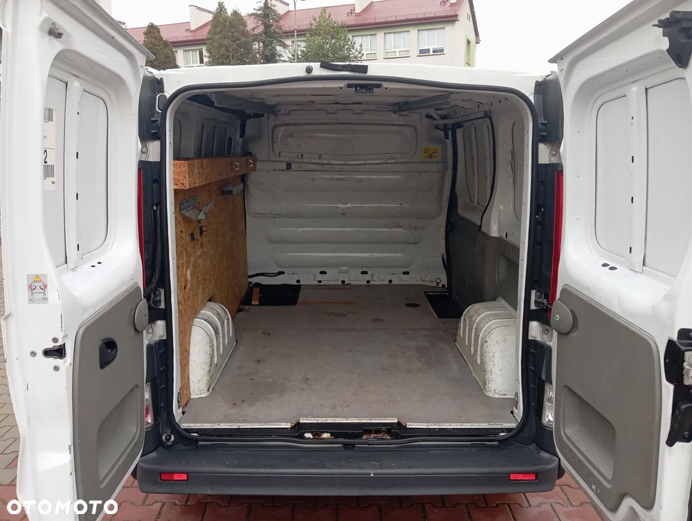 Renault Trafic - 13