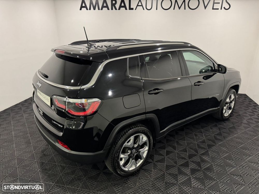 Jeep Compass 2.0 M-Jet Limited Auto - 29