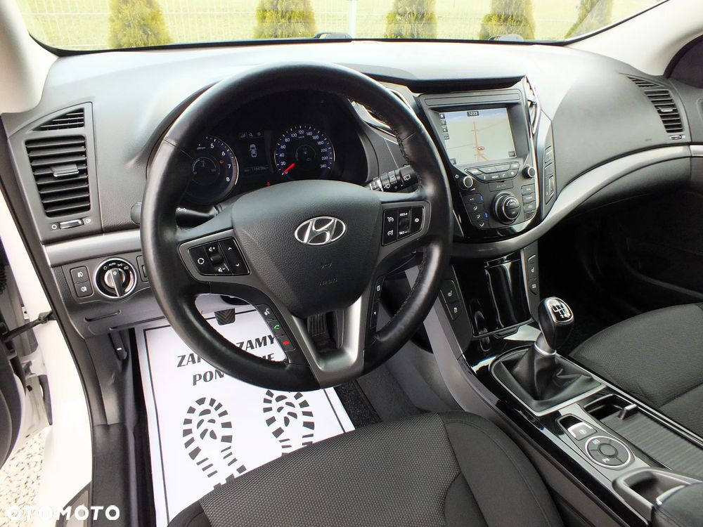 Hyundai i40 i40cw 1.6 Fifa World Cup Edition - 9