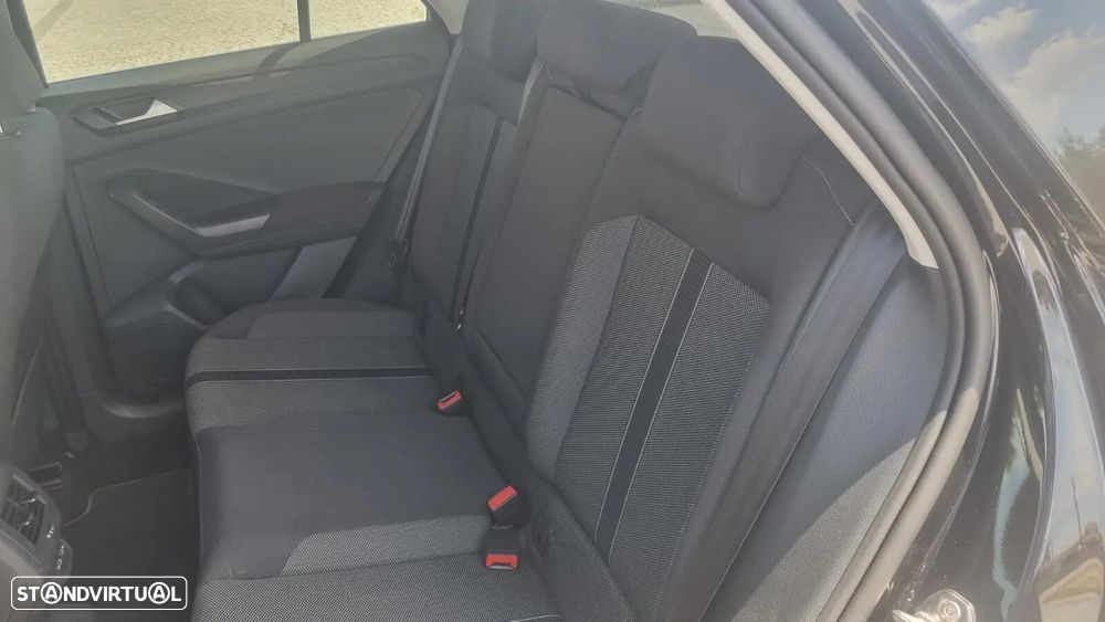 VW T-Roc 1.0 TSI Urban - 13