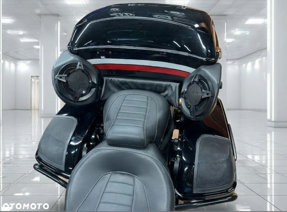 Harley-Davidson Touring Road Glide - 15