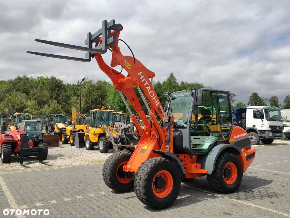 Hitachi ZW75 Wheel Loader Szybko-Złącze Widły Stan Bardzo Dobry - 2