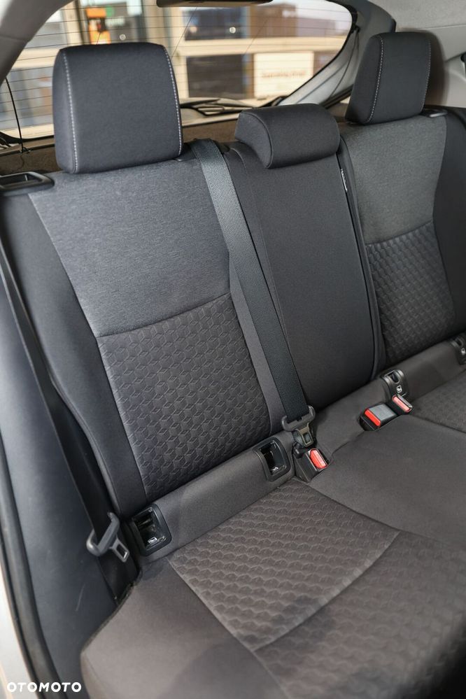 Toyota Yaris - 16