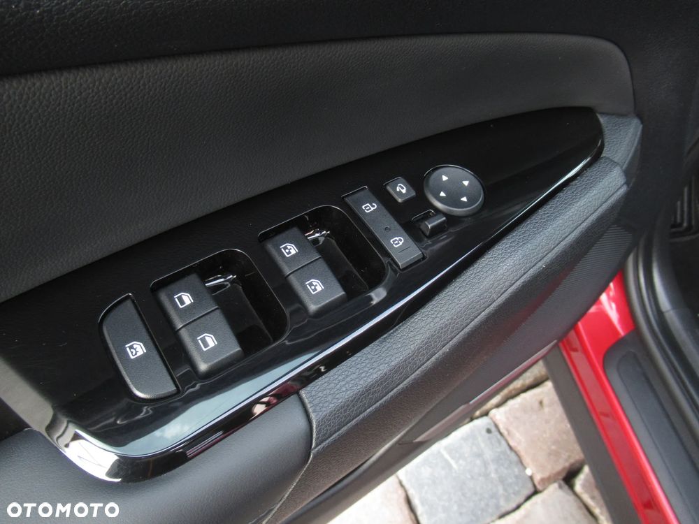 Kia Sportage 1.6 T-GDI MHEV Business Line 2WD DCT - 36