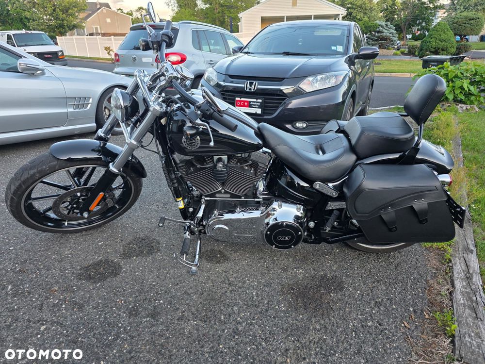 Harley-Davidson FXSB Breakout - 3