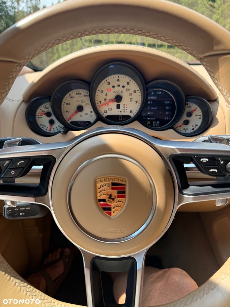 Porsche Cayenne GTS - 21