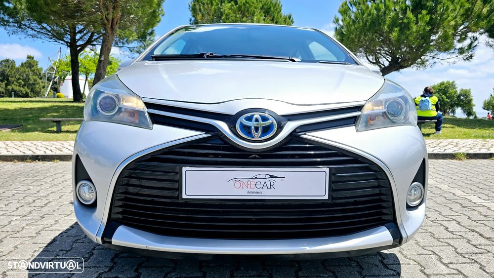 Toyota Yaris 1.5 HSD Comfort +P.Style+P.Techno - 14