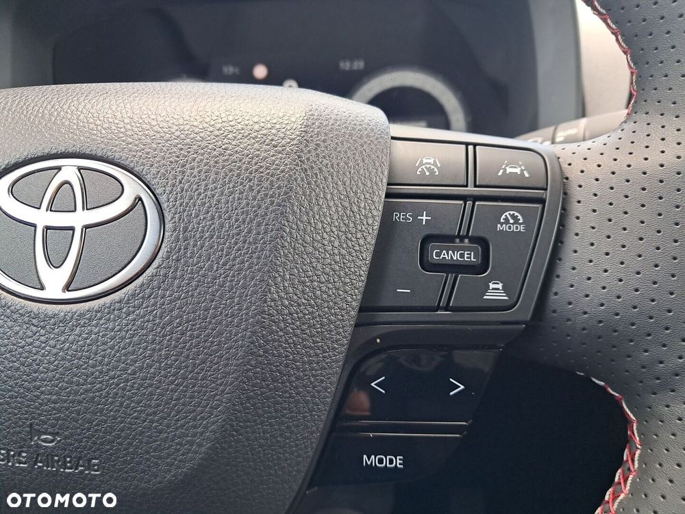 Toyota C-HR - 26