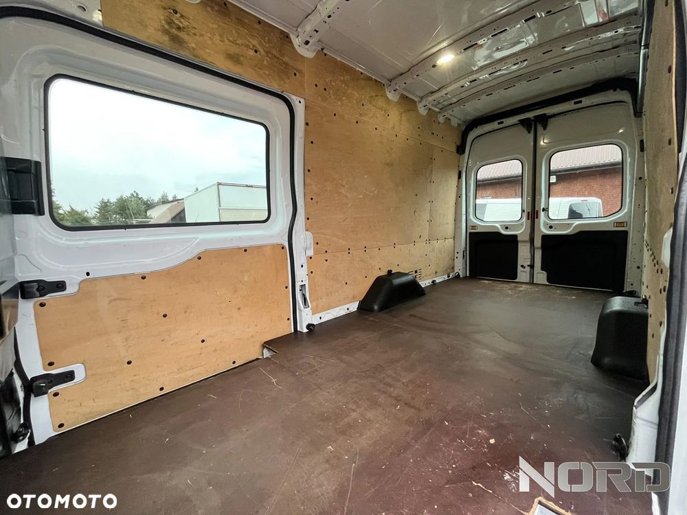 Ford Transit 2.2 - 28