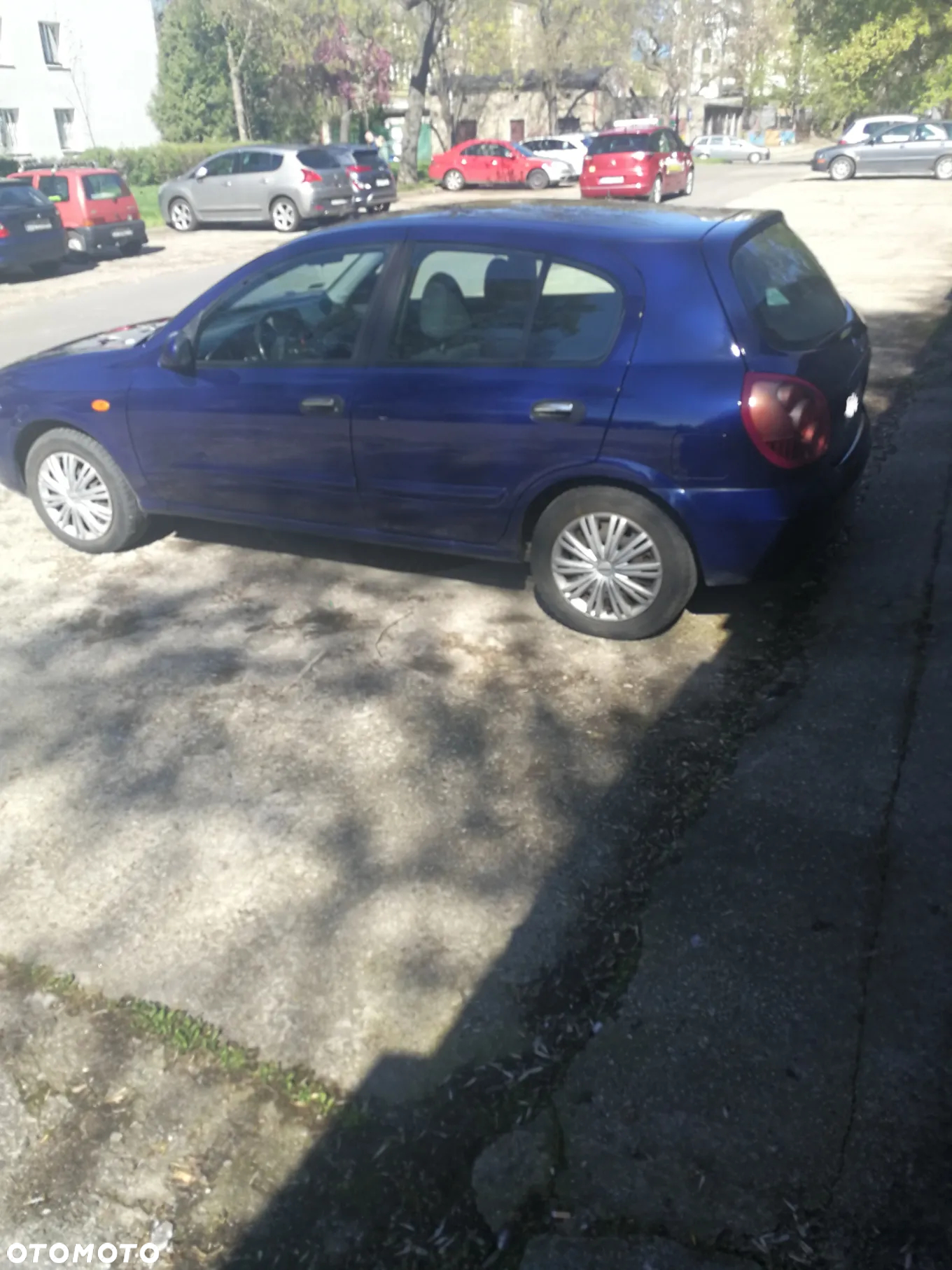 Nissan Almera - 4