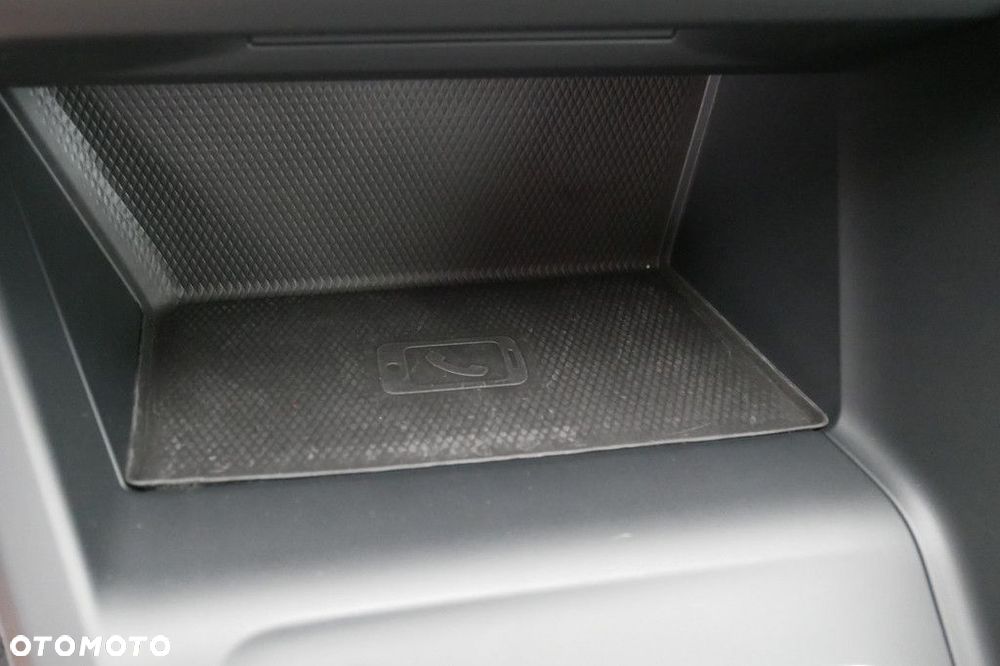 Volkswagen Golf Variant 2.0 TDI Life - 19