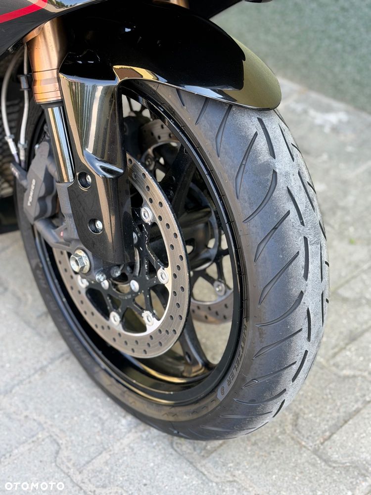 Suzuki GSX-R - 3