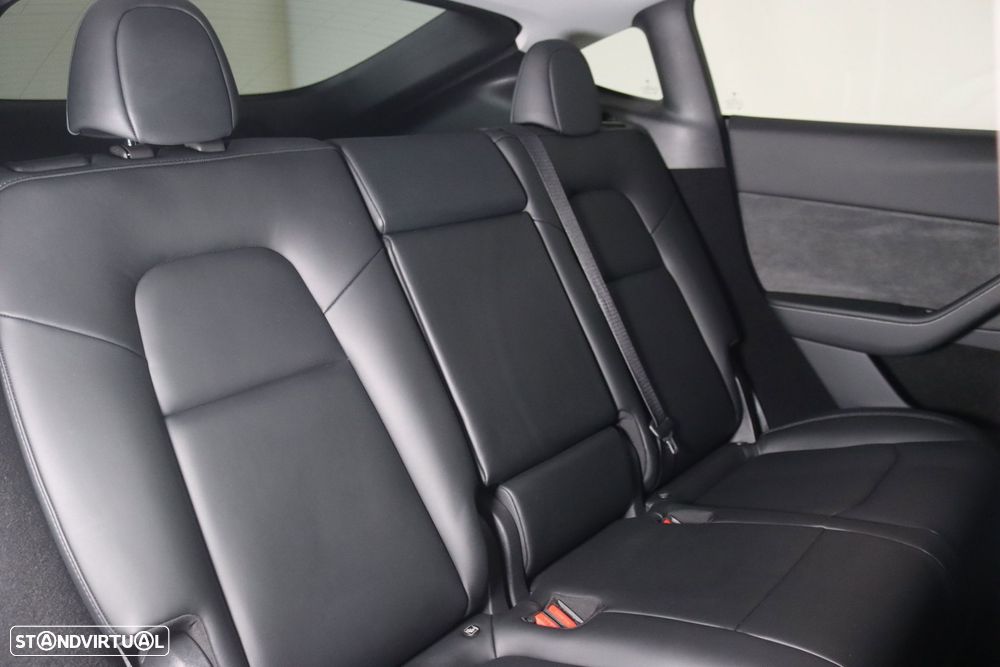 Tesla Model Y Performance Tração Integral - 11