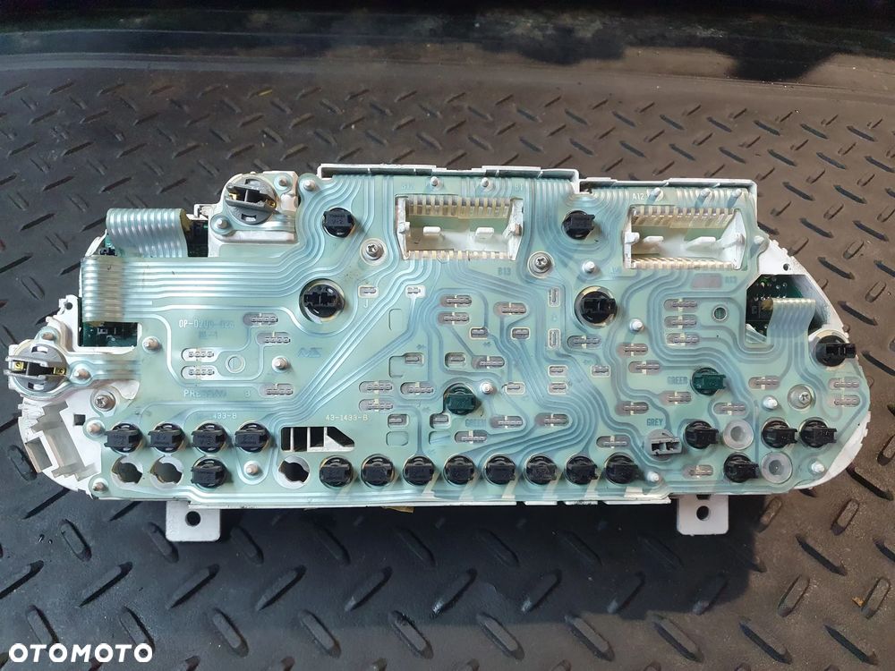 Licznik Obrotomierz Volvo V40 S40 30883050 30858334 BENZYNA TURBO - 2