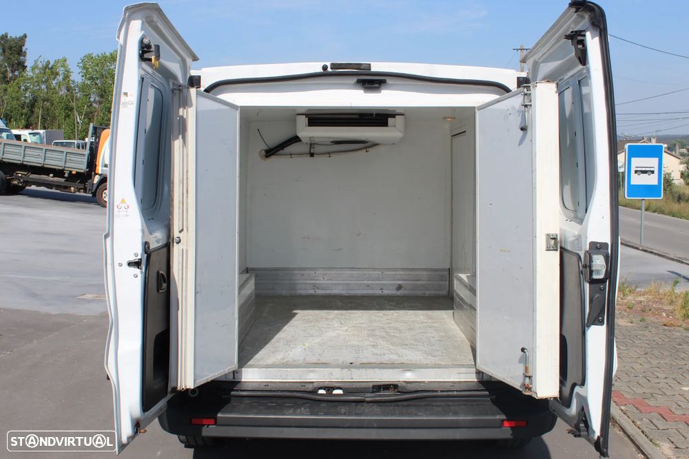 Opel Vivaro 1.6 CDTi // CONGELAÇÃO - 8
