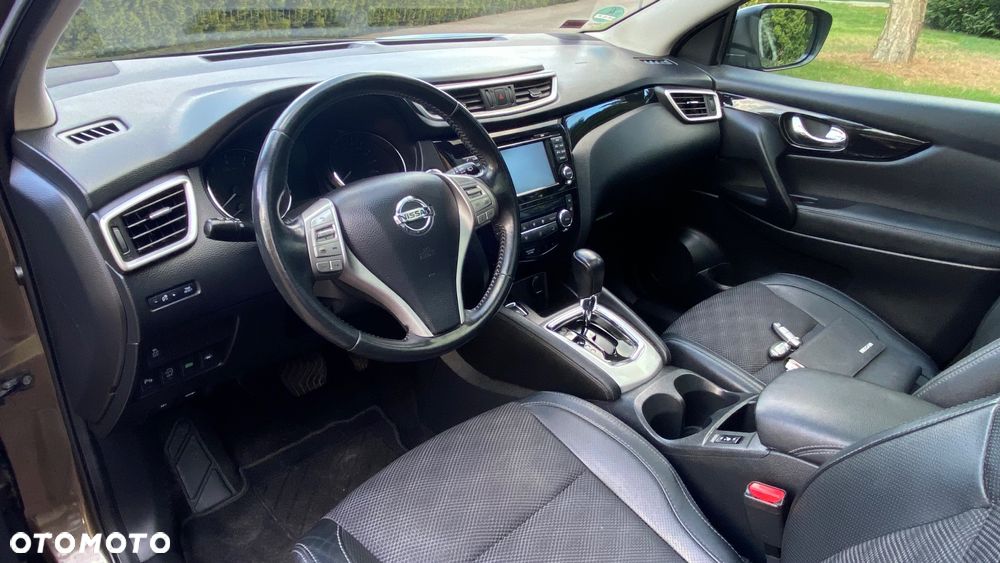 Nissan Qashqai 1.2 DIG-T Xtronic TEKNA+ - 19
