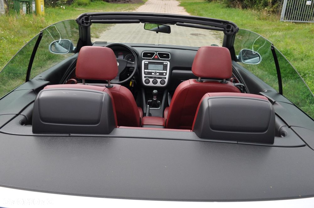 Volkswagen Eos - 10