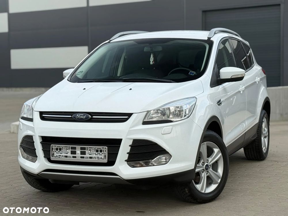 Ford Kuga - 1