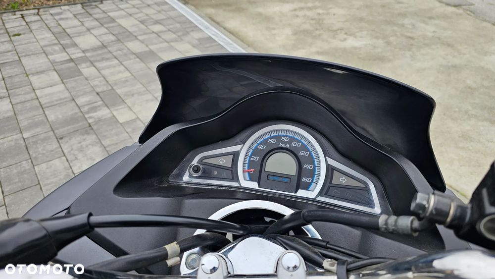 Honda PCX - 10