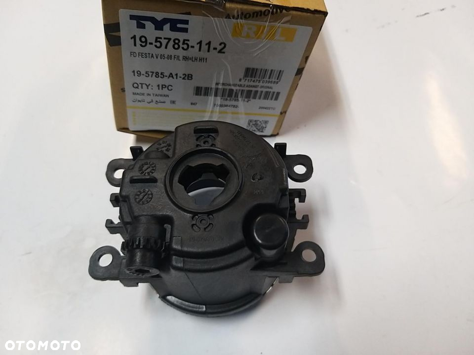 Lampa przeciwmgielna przód L/P (H11) DACIA DUSTER, LOGAN, SANDERO; FORD C-MAX, FIESTA V, VI, FOCUS - 2