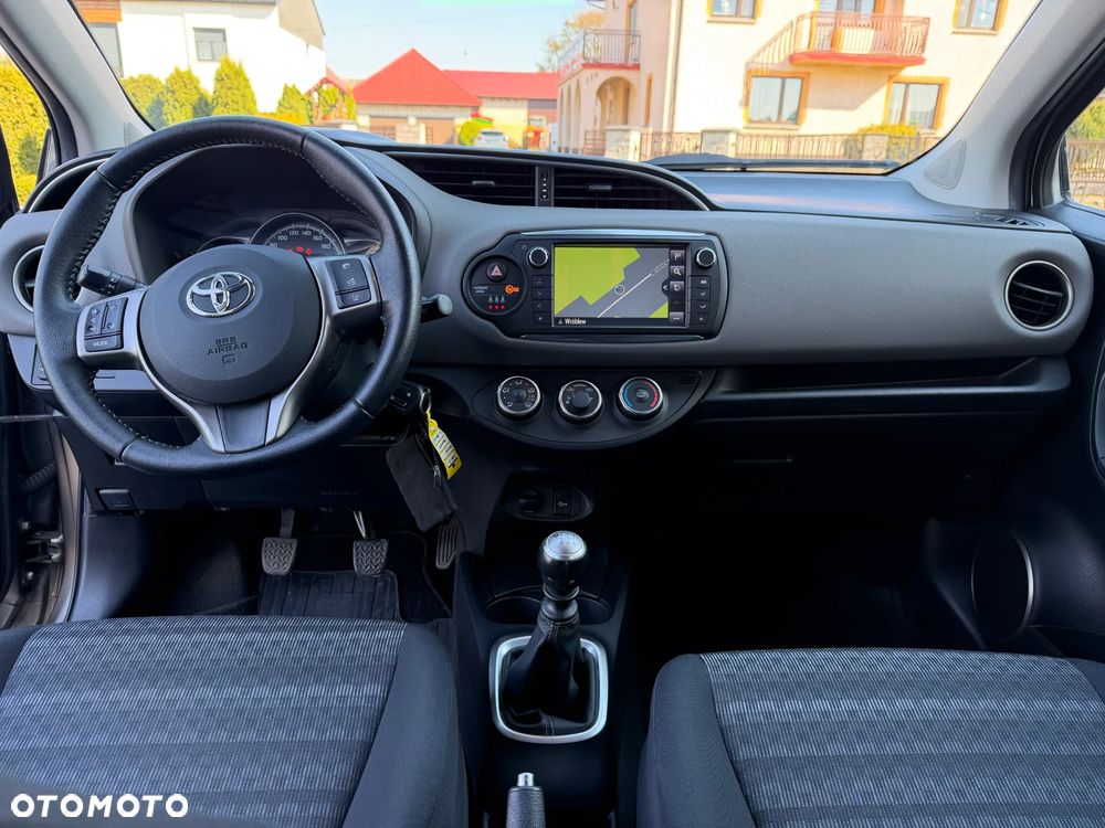 Toyota Yaris 1.33 VVT-i Edition - 10