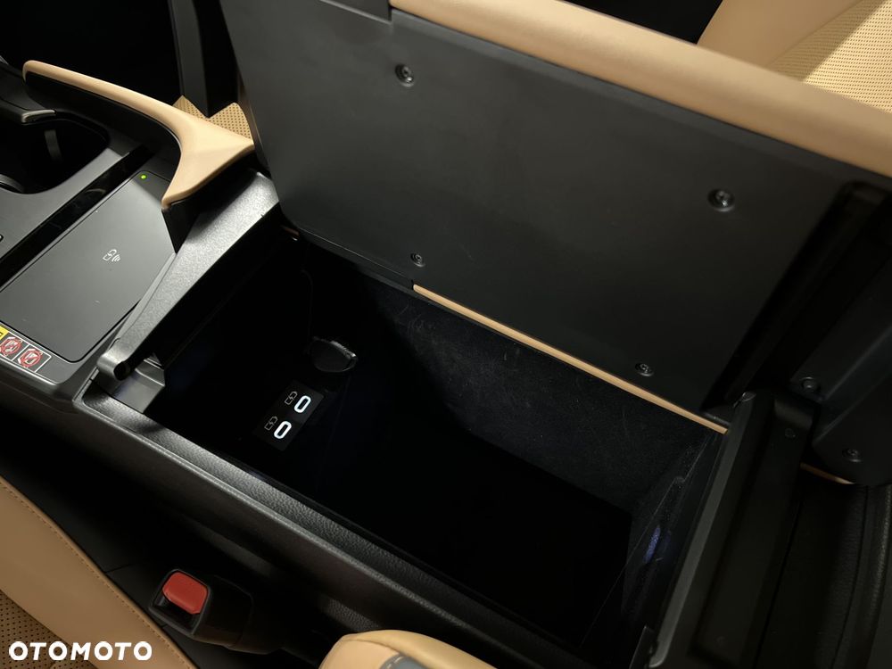 Lexus ES 300h Business Edition - 36