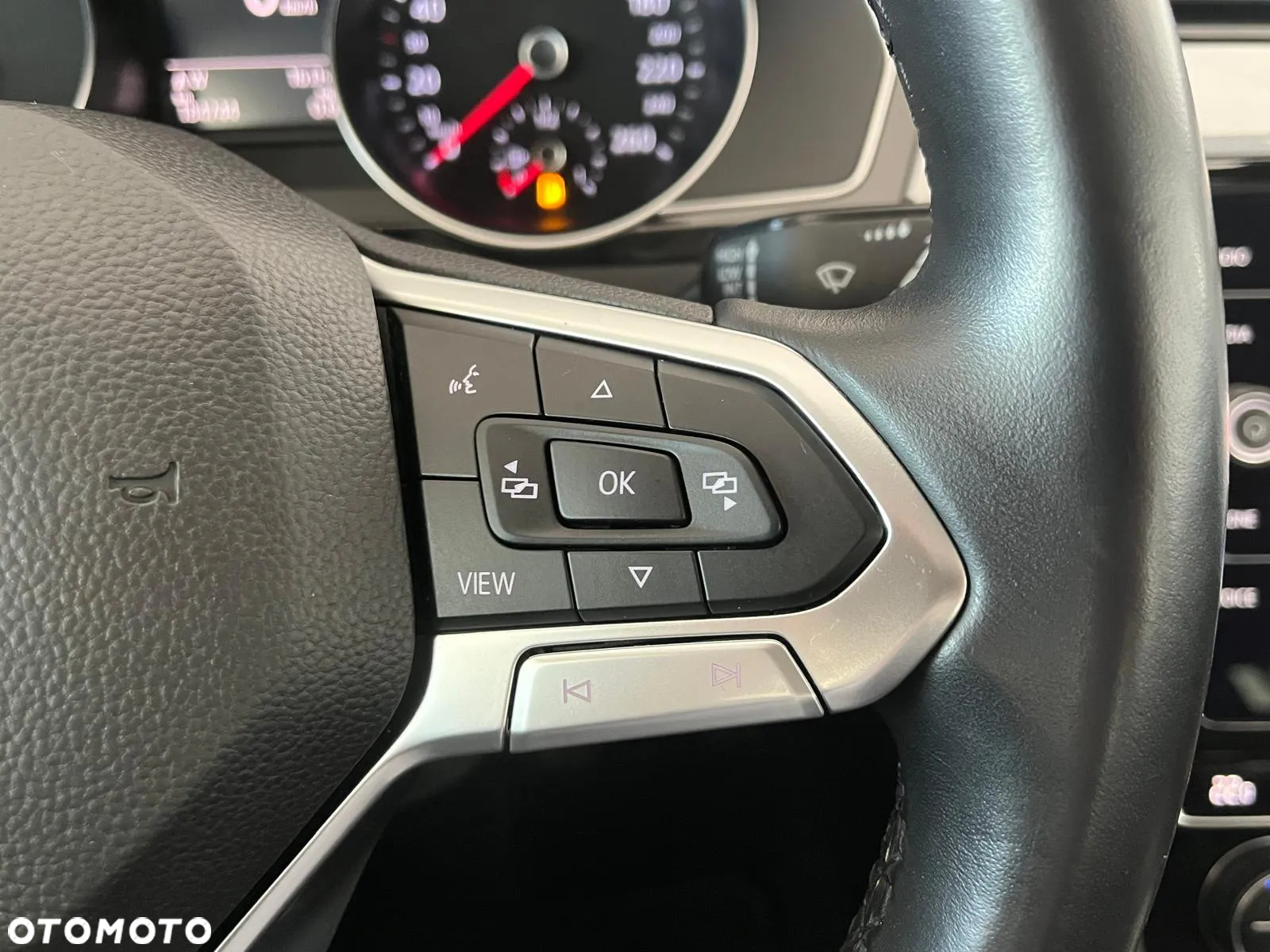 Volkswagen Passat 2.0 TDI EVO Business - 25